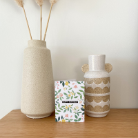 Art by Andu Wenskaart Happy Birthday White